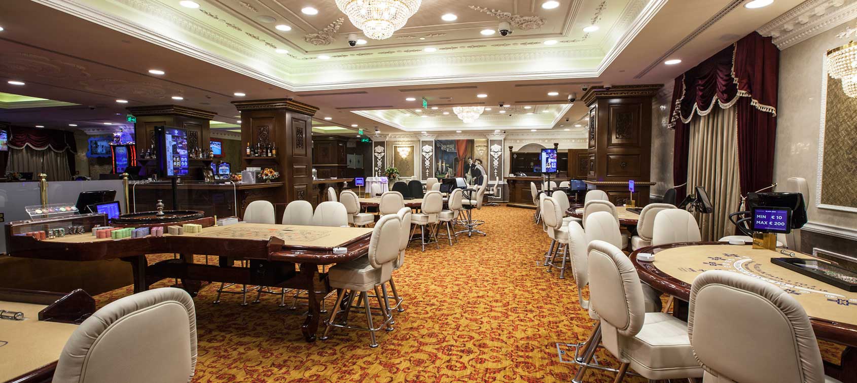 Merit Casino Hilton photo